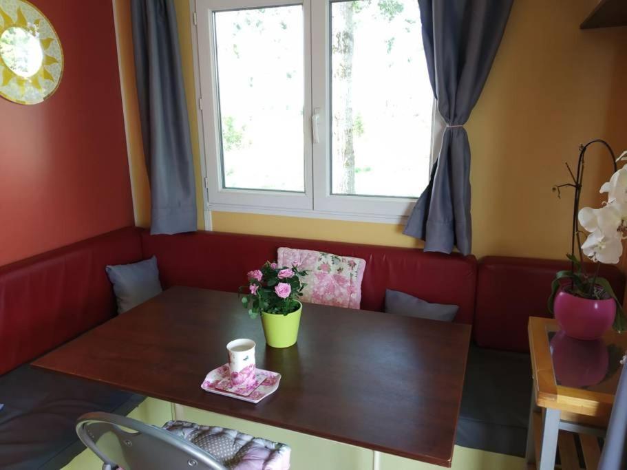Cottage Flottant Saint Jean De Losne Option Jacuzzi Εξωτερικό φωτογραφία